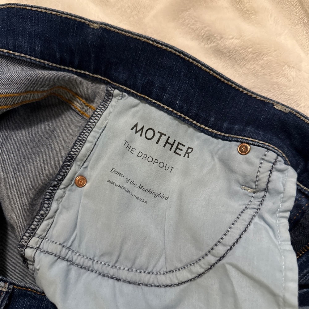 Mother cropped stretch mid rise jeans. - Picture 2 of 4